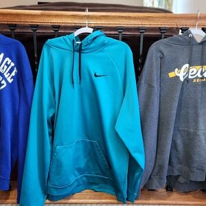 Nike Men's Teal Hoodie with Black Accents